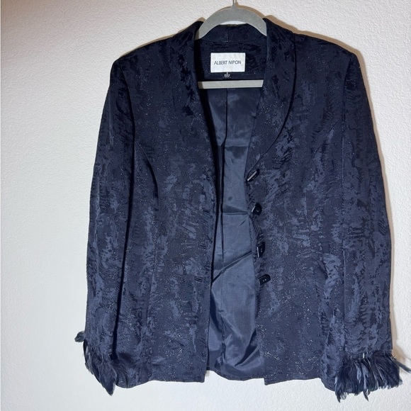 Albert Nipon Jackets & Blazers - Albert Nipon Women’s Black with Silver Specks Textured Jacket Feather Cuffs 8